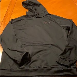 New without tags Nike dri-fit hoodie